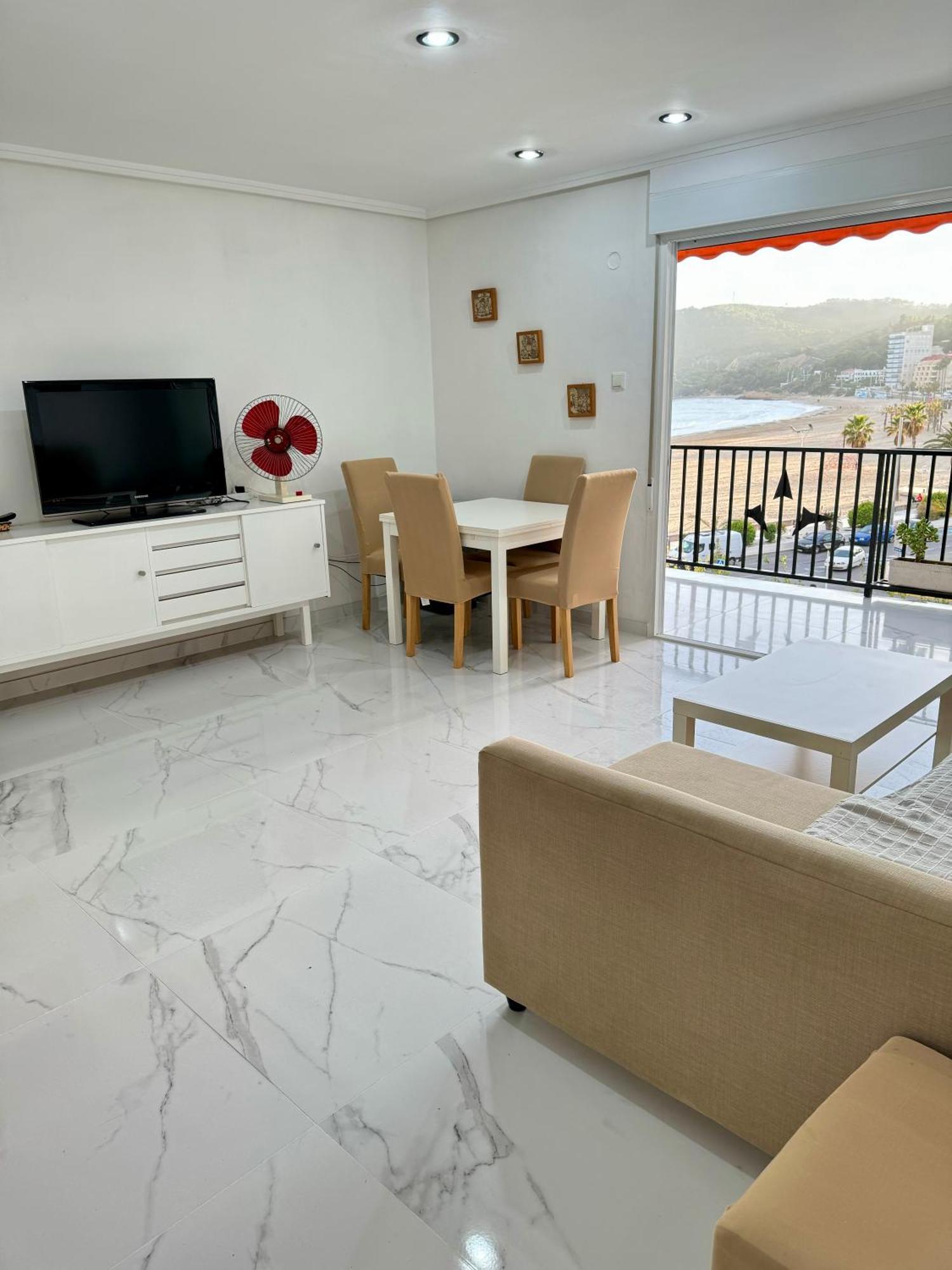 Apartamento - La Playa De La Concha